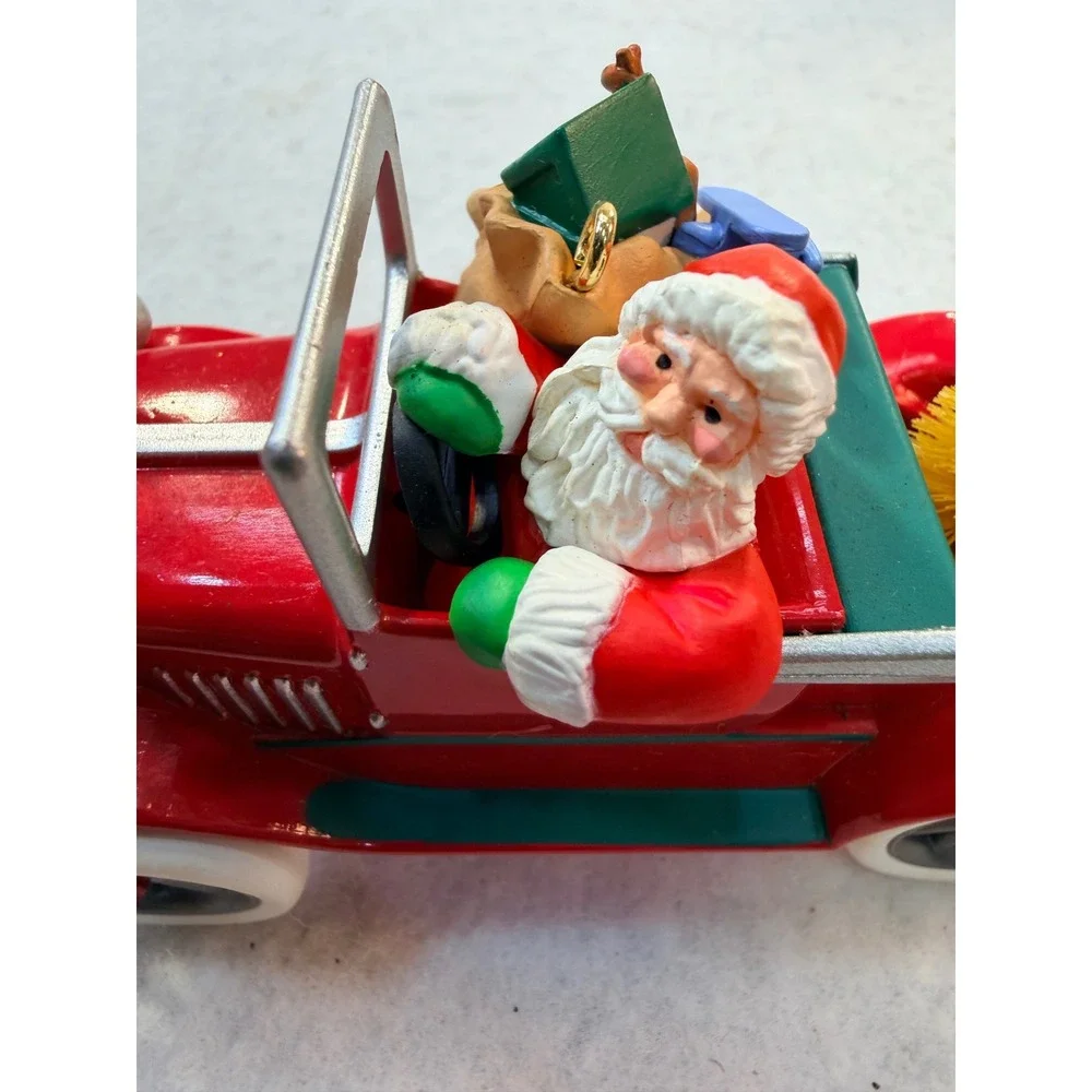 1991 Hallmark Keepsake Ornament Santas Antique Car Here Comes Santa 13th Series